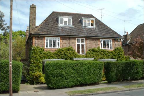 36 Holne Chase